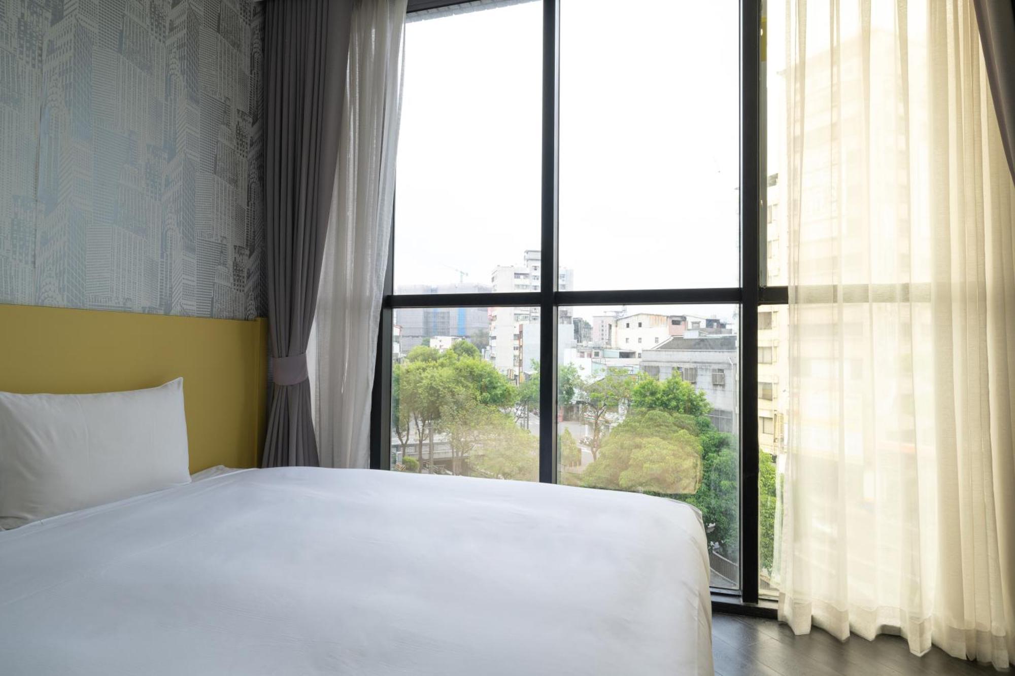 Ningcui Business Hotel Taichung Habitación foto